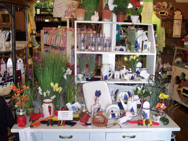 Olivia J's Pantry & Old Oak Candles