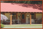Pecan Creek Cottage & Lodge